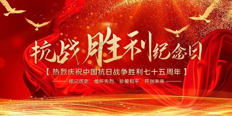 一个长方形刚好剪成四个正方形它的周长比原来增加72厘米问长方形的面积是多少？游戏画面